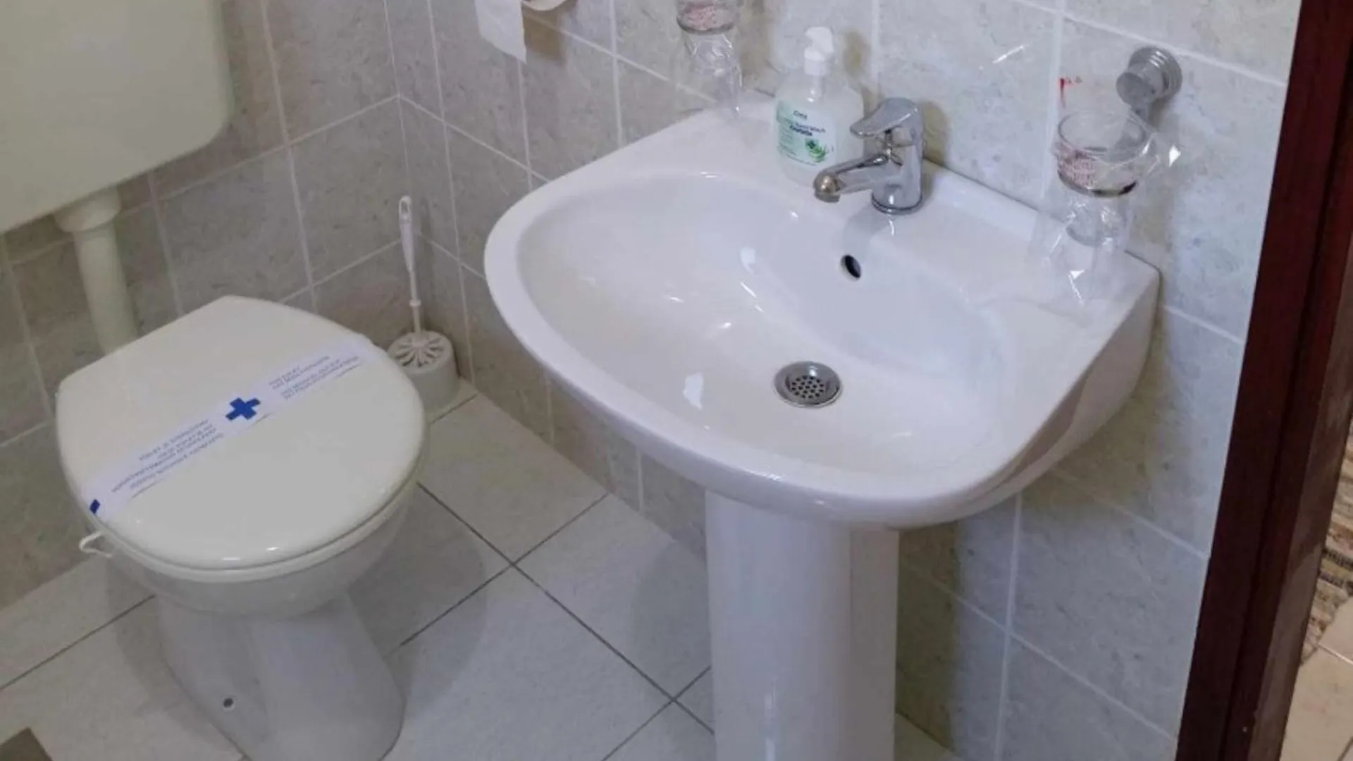 Guest house Apartments Julia Martinscica  Croatia