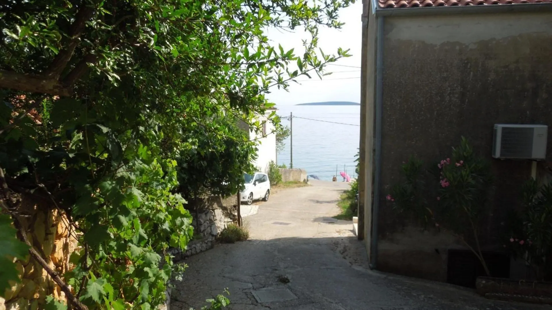 Apartments Julia Martinscica