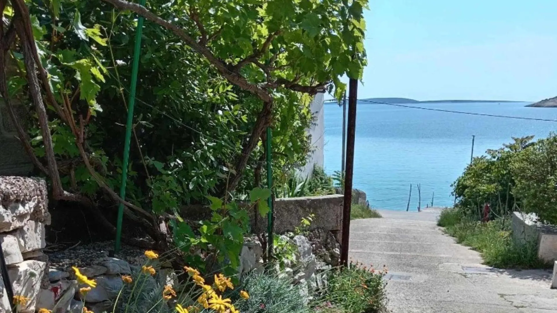 Apartments Julia Martinscica  Martinscica (Cres)